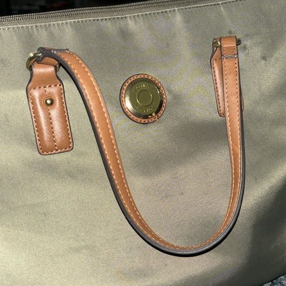 Tommy Hilfiger Duffle Bag - Picture 2 of 3